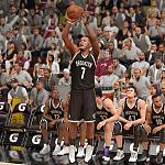 #JoeJohnson pulls up in the...